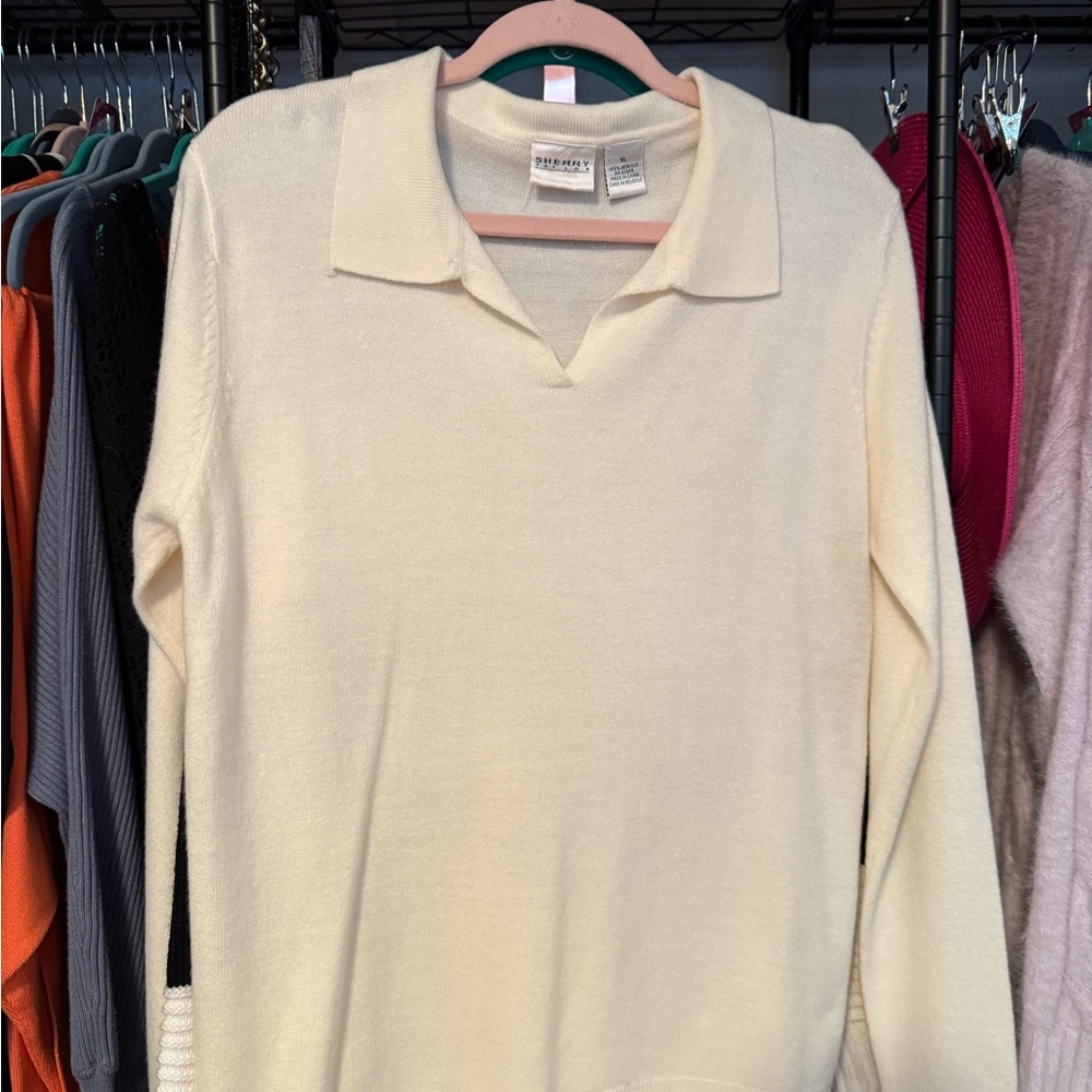Sherry Taylor Ivory Women's Sweater XL ; winter white.